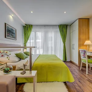 Room&studio Just Enjoy Appartement Split